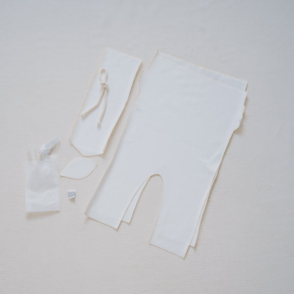 Paperbag Hose für Dein Baby oder Kind in Delicious Cream (Creme) mit bereits zugeschnittenem Stoff und dazu passenden Kurzwaren zum selbst nähen von FINO & Stitch – cooler als jede Pumphose; Nähpaket als besondere Geschenkidee / Weihnachtsgeschenk / Geburtstagsgeschenk / Geburtsgeschenk / Geschenk zur Geburt