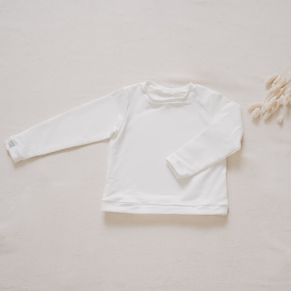 Longshirt Pullover mit praktischem Body für Dein Baby oder Kind in Delicious Cream (Creme) mit bereits zugeschnittenem Stoff und zum Langarmshirt passenden Kurzwaren zum selbst nähen von FINO & Stitch; Nähpaket als besondere Geschenkidee / Weihnachtsgeschenk / Geburtstagsgeschenk / Geburtsgeschenk / Geschenk zur Geburt